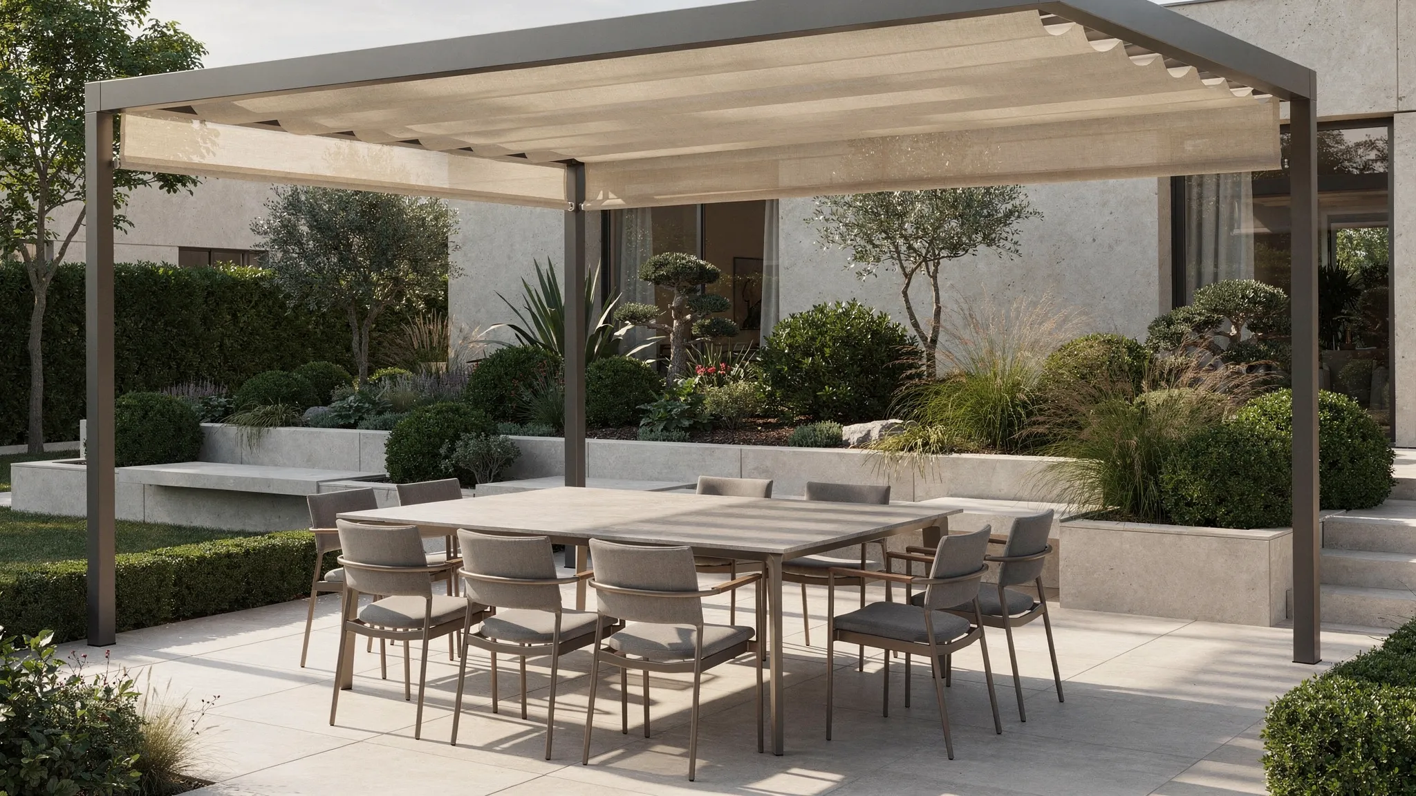 Terrasse repas protégée par une pergola — Laure Cuisines et Meubles, Haute-Saône